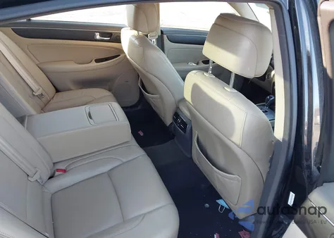 2011 Hyundai Genesis 4.6 из США, поврежденный, VIN KMHGC4DF1BU120196